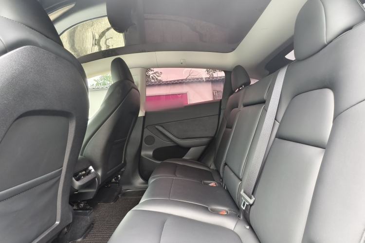 Used Tesla Model Y 2022 Revised Version Rear-Wheel Drive Interior 4