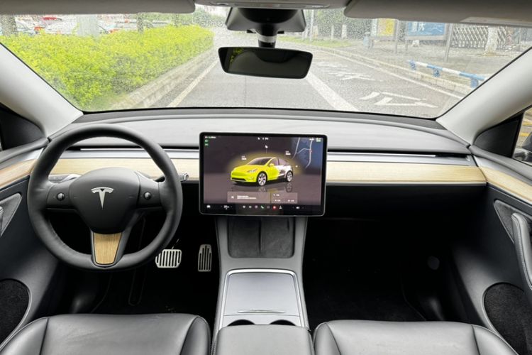 Used Tesla Model Y 2022 Revised Version Rear-Wheel Drive Interior 5