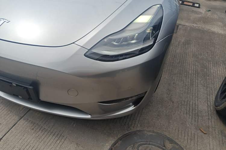 Used Tesla Model Y 2022 Long-Range All-Wheel-Drive Version Left Front Headlight