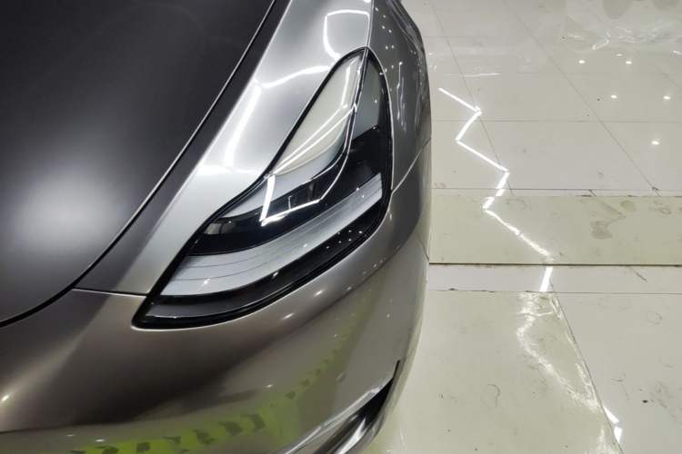 Used Tesla Model Y 2022 Long-Range All-Wheel-Drive Version Left Front Headlight