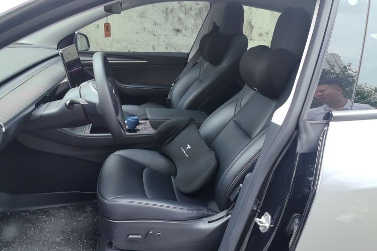 Used Tesla Model Y 2022 Performance High-Performance All-Wheel-Drive Version Left Front Seat