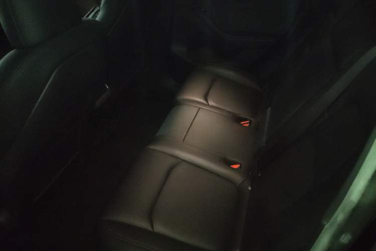 Used Tesla Model Y 2022 Revised Version Rear-Wheel Drive Left Rear Seat