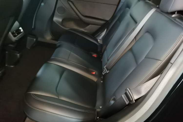 Used Tesla Model Y 2022 Revised Version Rear-Wheel Drive Left Rear Seat