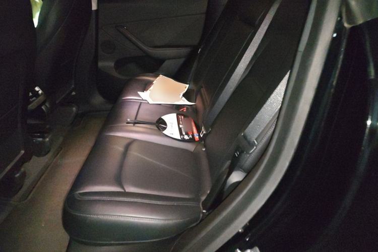 Used Tesla Model Y 2022 Rear-Wheel-Drive Version Left Rear Seat