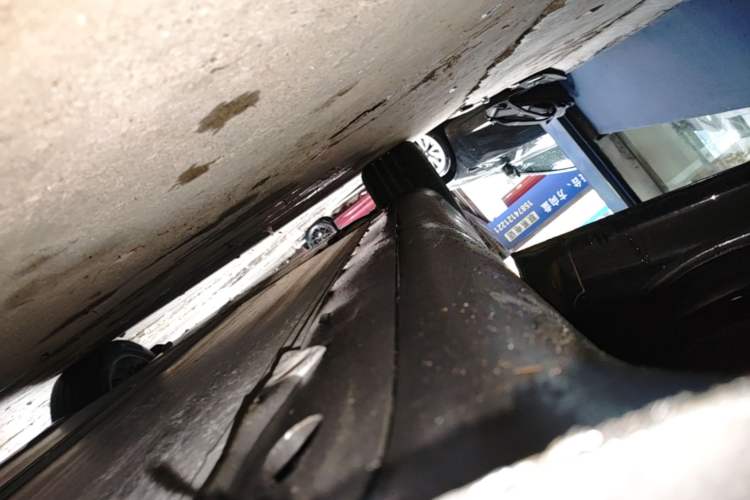 Used Tesla Model Y 2022 Revised Version Rear-Wheel Drive Left Side Sill
