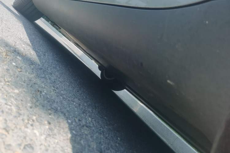 Used Tesla Model Y 2022 Rear-Wheel-Drive Version Left Side Sill