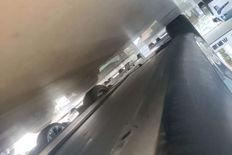 Used Tesla Model Y 2022 Revised Version Rear-Wheel Drive Left Side Sill