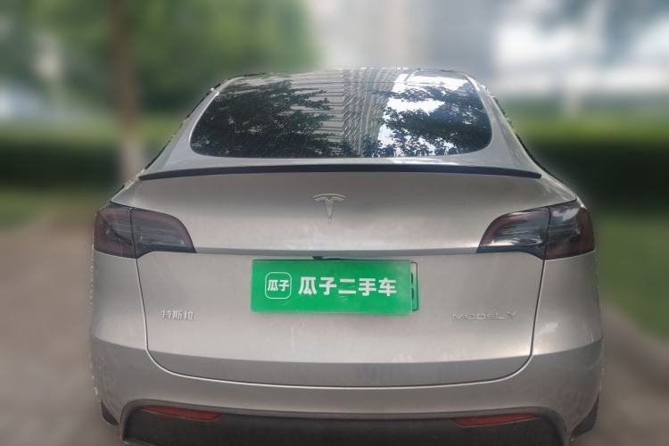 Used Tesla Model Y 2022 Long-Range All-Wheel-Drive Version Rear