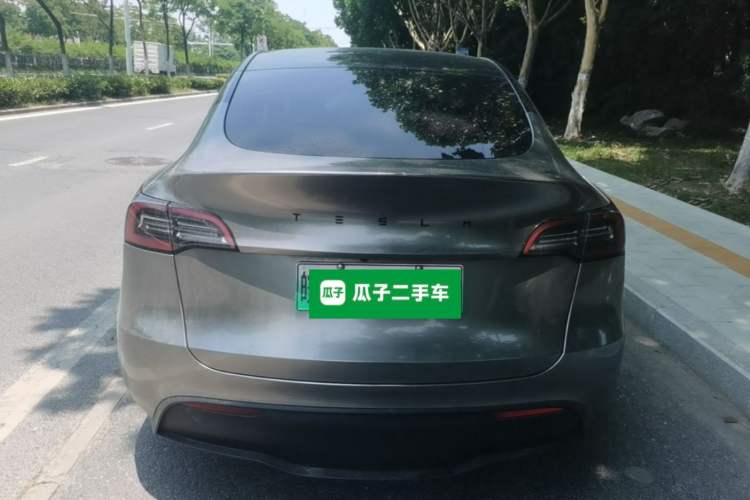 Used Tesla Model Y 2022 Rear-Wheel-Drive Version Rear