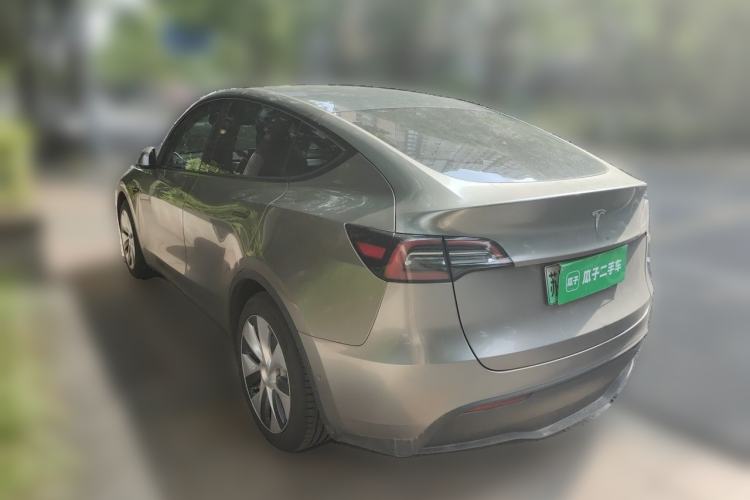 Used Tesla Model Y 2022 Rear-Wheel-Drive Version Rear Left 45 Deg