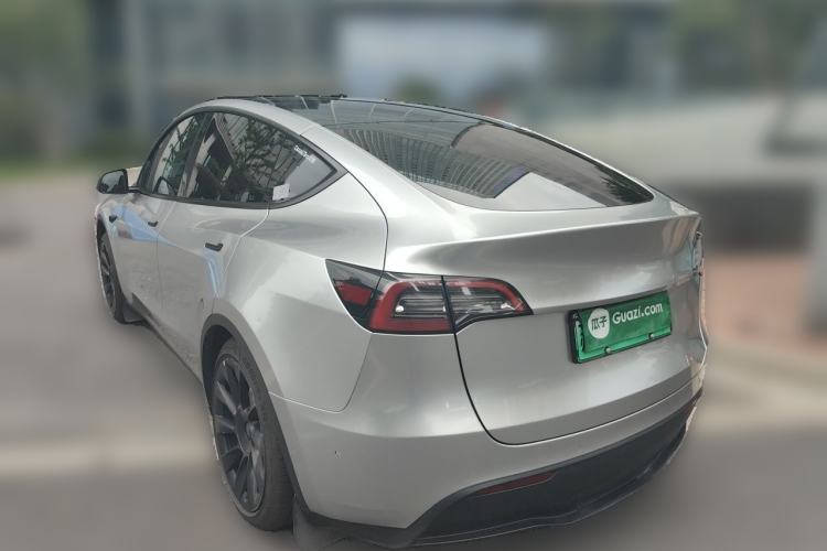 Used Tesla Model Y 2022 Long-Range All-Wheel-Drive Version Rear Left 45 Deg