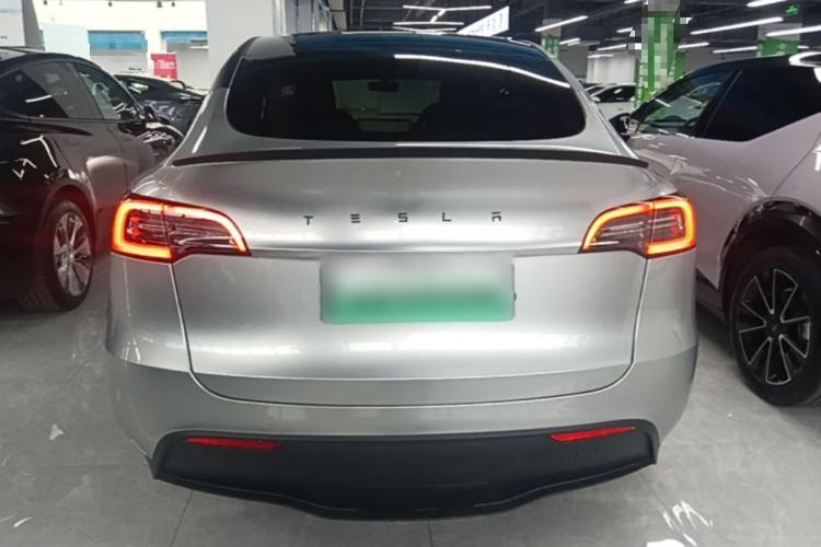 Used Tesla Model Y 2022 Rear-Wheel-Drive Version Rear