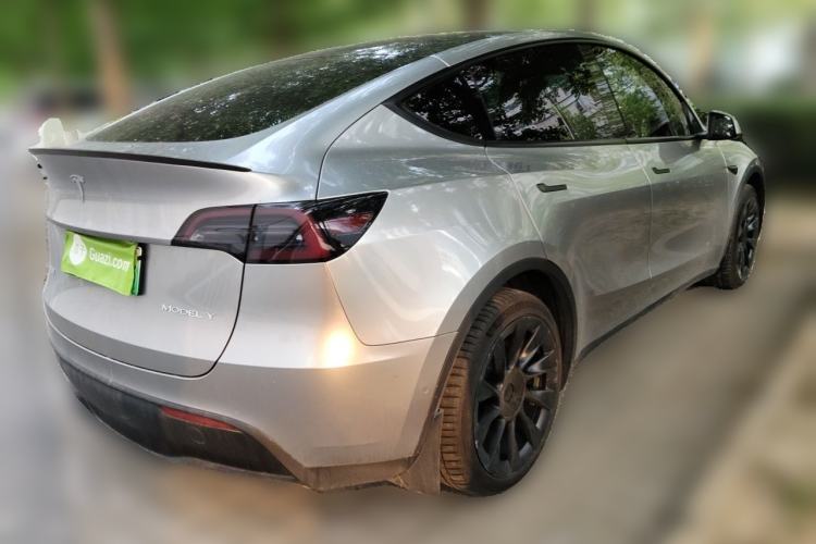 Used Tesla Model Y 2022 Long-Range All-Wheel-Drive Version Rear Right 45 Deg