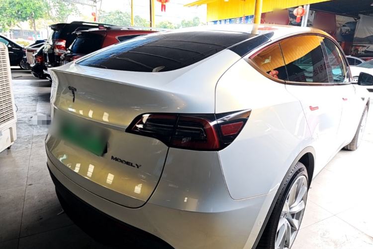 Used Tesla Model Y 2022 Rear-Wheel-Drive Version Rear Right 45 Deg