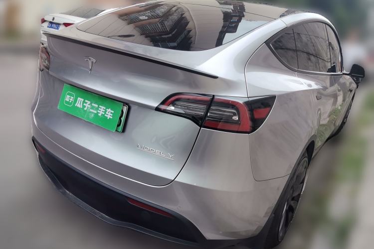 Used Tesla Model Y 2022 Performance High-Performance All-Wheel-Drive Version Rear Right 45 Deg