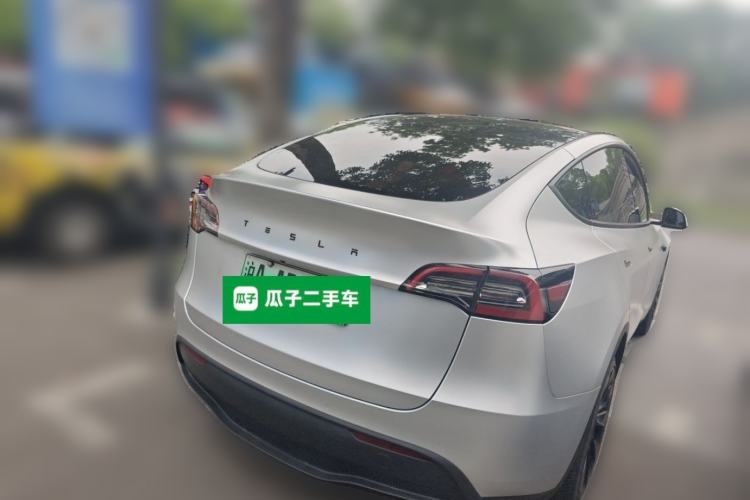 Used Tesla Model Y 2022 Long-Range All-Wheel-Drive Version Rear Right 45 Deg