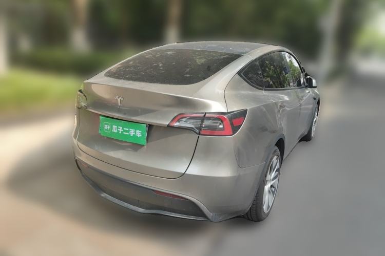 Used Tesla Model Y 2022 Rear-Wheel-Drive Version Rear Right 45 Deg
