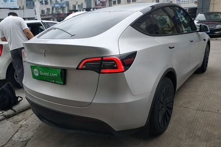 Used Tesla Model Y 2022 Rear-Wheel-Drive Version Rear Right 45 Deg