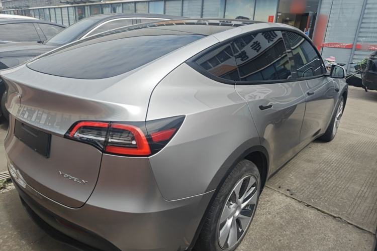Used Tesla Model Y 2022 Long-Range All-Wheel-Drive Version Rear Right 45 Deg