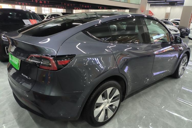 Used Tesla Model Y 2022 Long-Range All-Wheel-Drive Version Rear Right 45 Deg