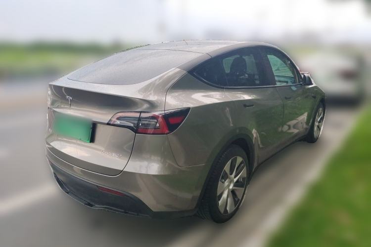 Used Tesla Model Y 2022 Rear-Wheel-Drive Version Rear Right 45 Deg