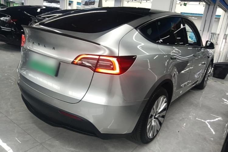 Used Tesla Model Y 2022 Rear-Wheel-Drive Version Rear Right 45 Deg
