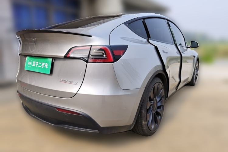 Used Tesla Model Y 2022 Performance High-Performance All-Wheel-Drive Version Rear Right 45 Deg