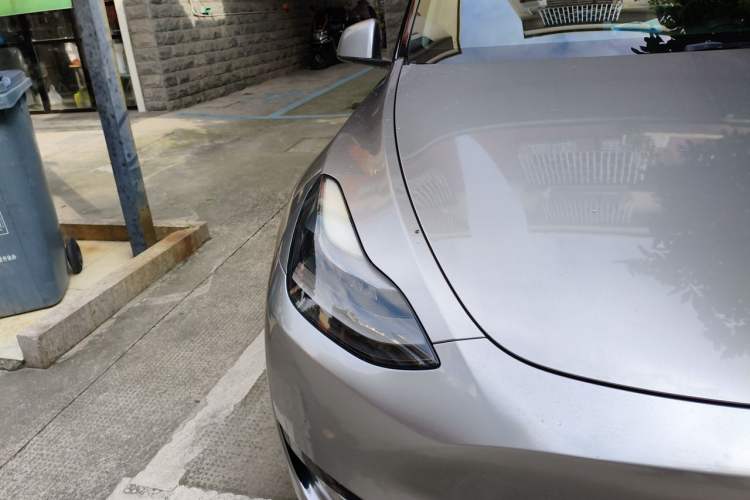 Used Tesla Model Y 2022 Rear-Wheel-Drive Version Right Front Headlight