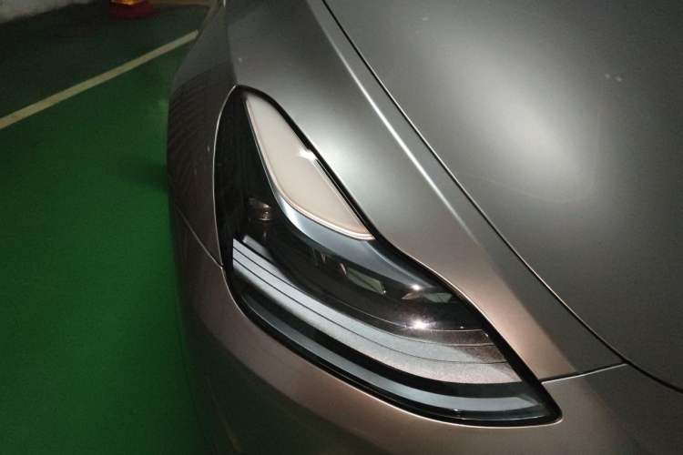 Used Tesla Model Y 2022 Rear-Wheel-Drive Version Right Front Headlight