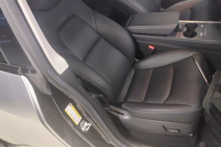 Used Tesla Model Y 2022 Revised Version Rear-Wheel Drive Right Front Seat