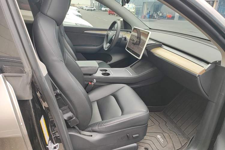 Used Tesla Model Y 2022 Revised Version Rear-Wheel Drive Right Front Seat