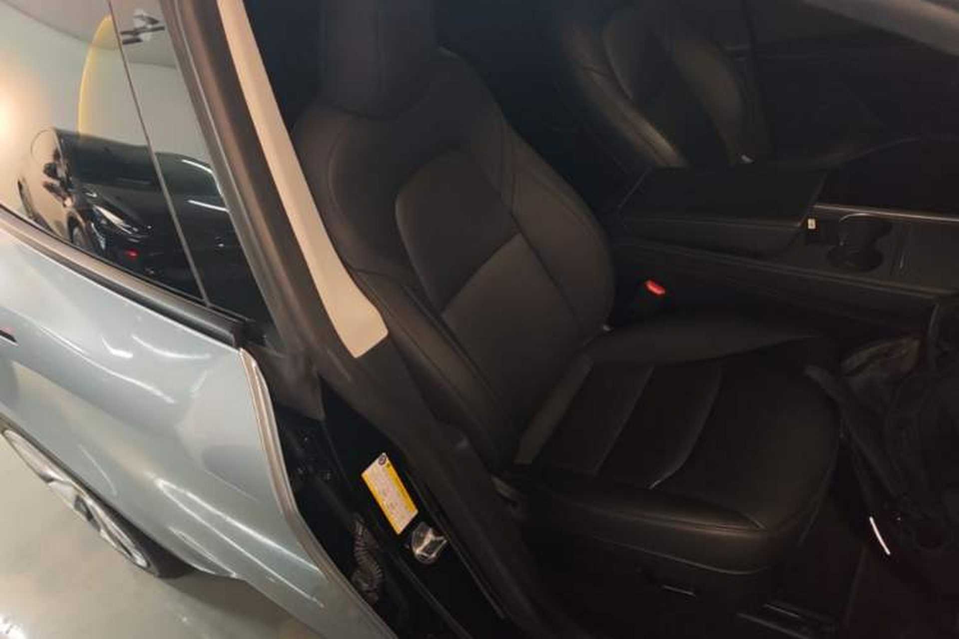 Used Tesla Model Y 2022 Rear-Wheel-Drive Version Right Front Seat