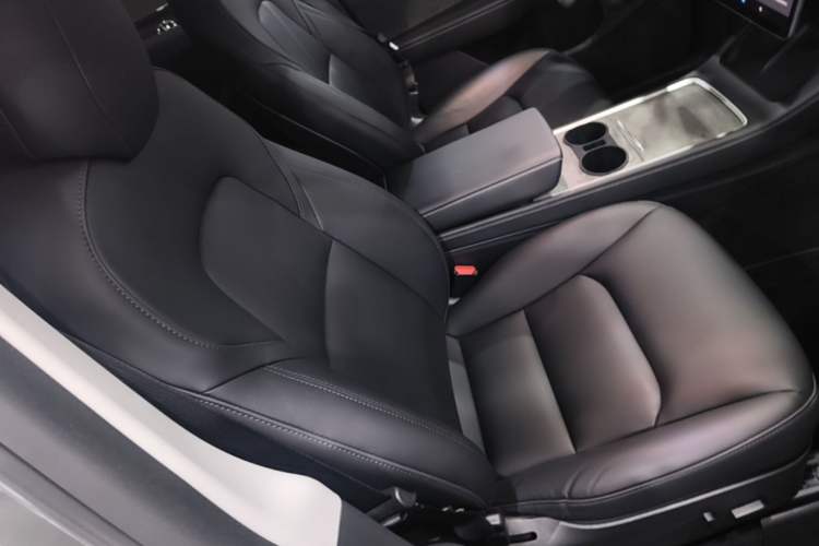 Used Tesla Model Y 2022 Revised Version Rear-Wheel Drive Right Front Seat