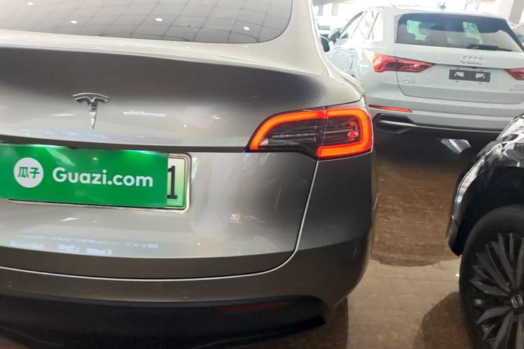 Used Tesla Model Y 2022 Revised Version Rear-Wheel Drive Right Rear Taillight