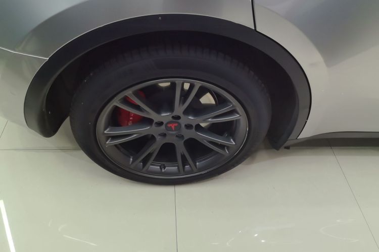 Used Tesla Model Y 2022 Revised Version Rear-Wheel Drive Right Rear Wheel Hub