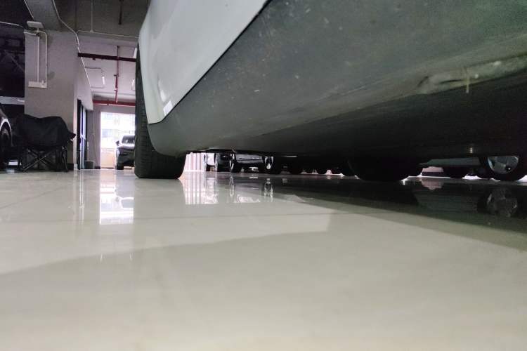 Used Tesla Model Y 2022 Revised Version Rear-Wheel Drive Right Side Sill