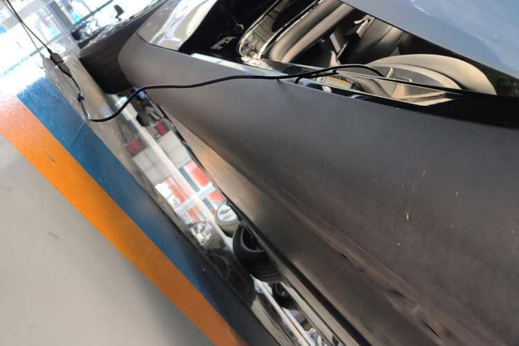 Used Tesla Model Y 2022 Revised Version Rear-Wheel Drive Right Side Sill