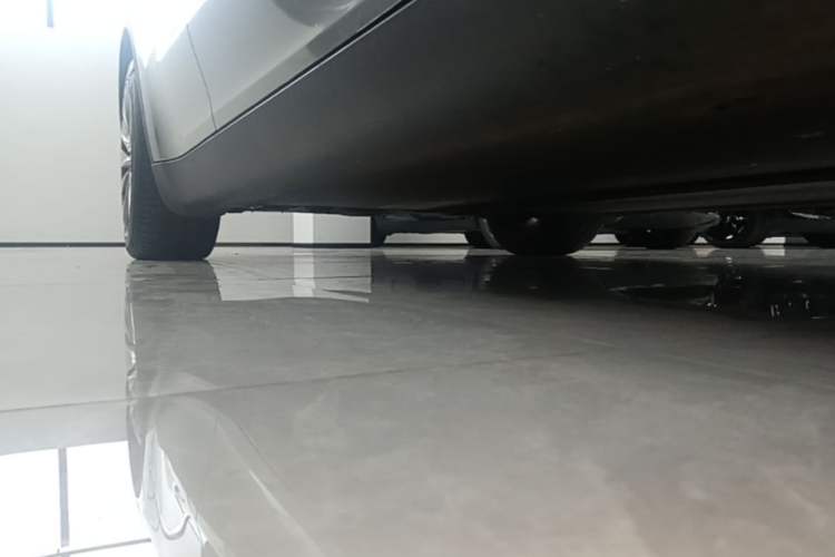 Used Tesla Model Y 2022 Rear-Wheel-Drive Version Right Side Sill