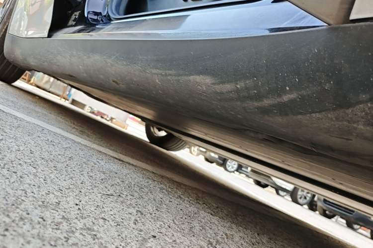Used Tesla Model Y 2022 Revised Version Rear-Wheel Drive Right Side Sill