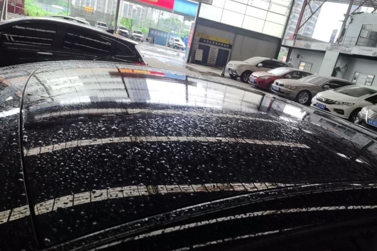 Used Tesla Model Y 2022 Rear-Wheel-Drive Version Roof