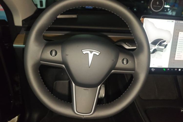 Used Tesla Model Y 2022 Revised Version Rear-Wheel Drive Steering Wheel