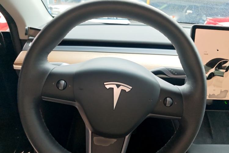 Used Tesla Model Y 2022 Rear-Wheel-Drive Version Steering Wheel