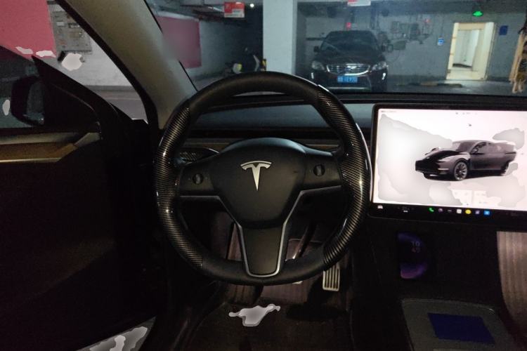 Used Tesla Model Y 2022 Rear-Wheel-Drive Version Steering Wheel