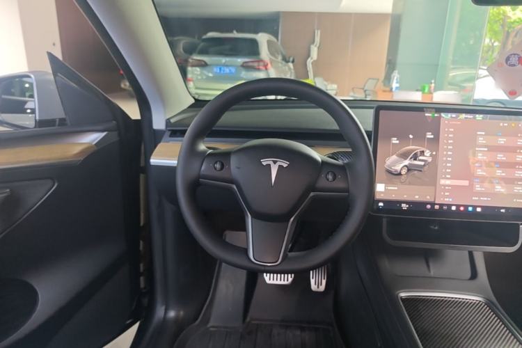 Used Tesla Model Y 2022 Revised Version Rear-Wheel Drive Steering Wheel