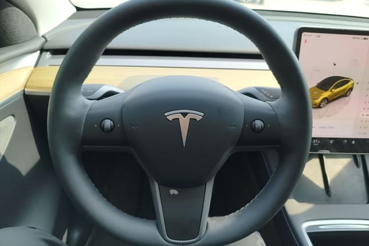 Used Tesla Model Y 2022 Revised Version Rear-Wheel Drive Steering Wheel