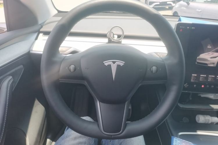 Used Tesla Model Y 2022 Rear-Wheel-Drive Version Steering Wheel