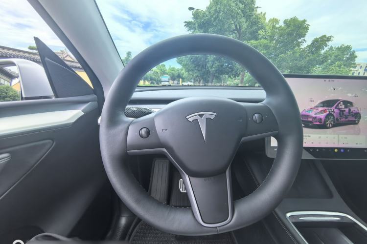 Used Tesla Model Y 2022 Revised Version Rear-Wheel Drive Steering Wheel