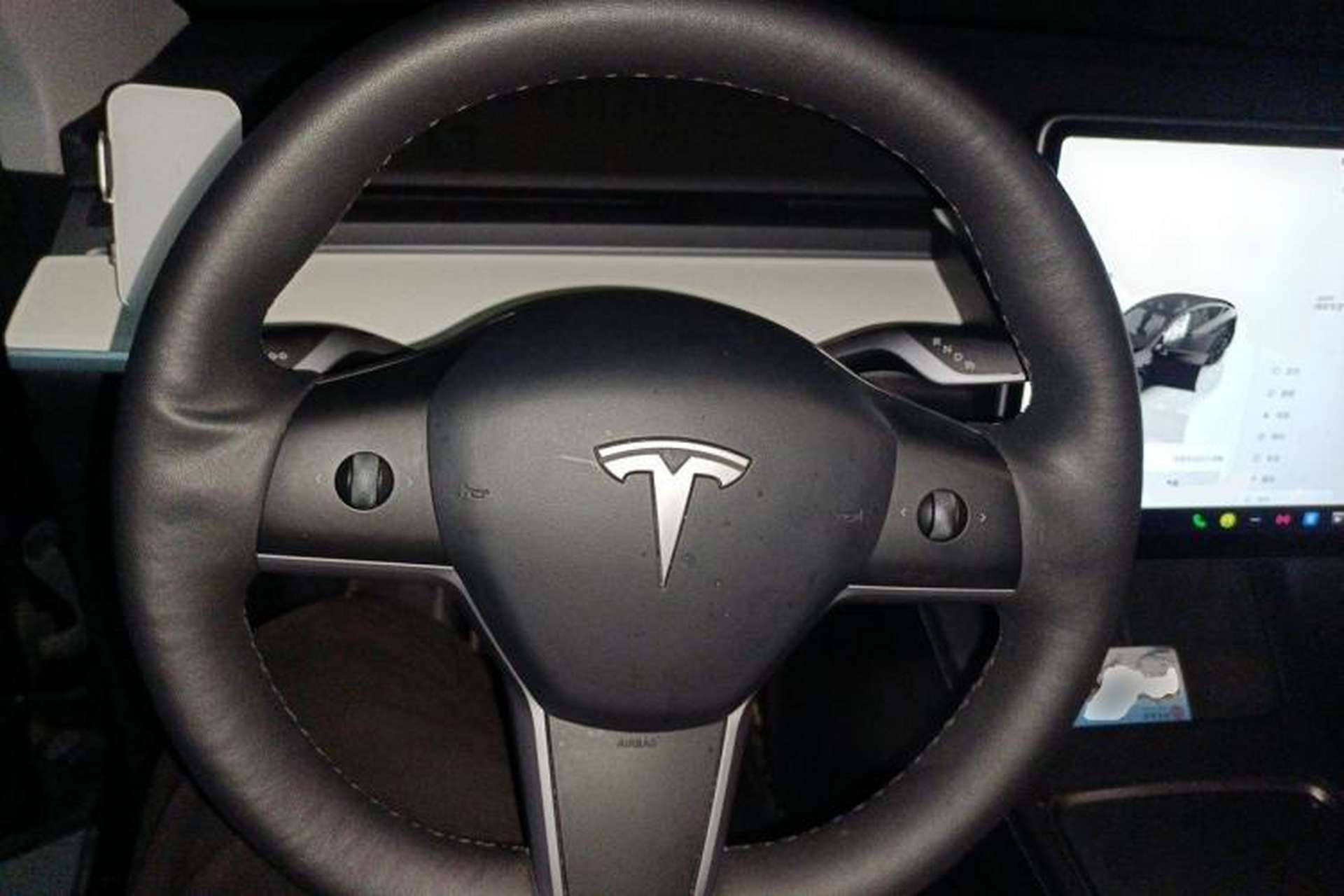 Used Tesla Model Y 2022 Rear-Wheel-Drive Version Steering Wheel