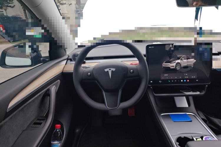 Used Tesla Model Y 2022 Revised Version Rear-Wheel Drive Steering Wheel
