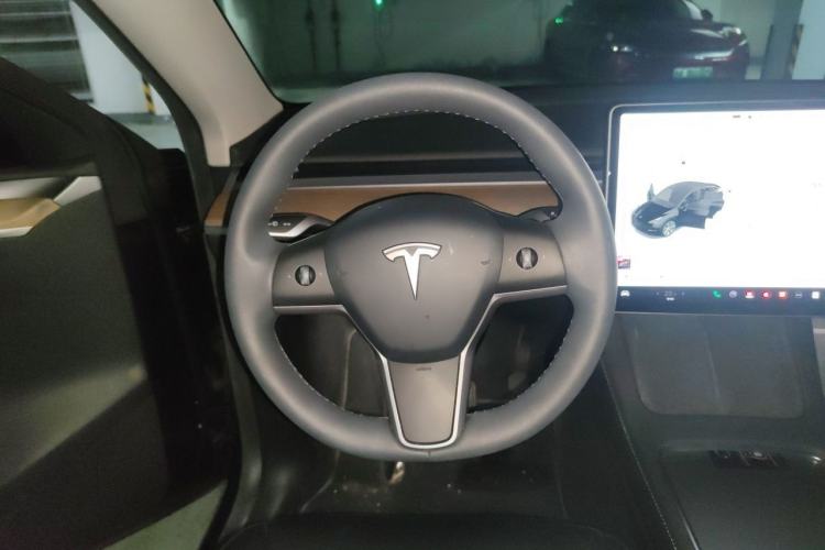 Used Tesla Model Y 2022 Rear-Wheel-Drive Version Steering Wheel